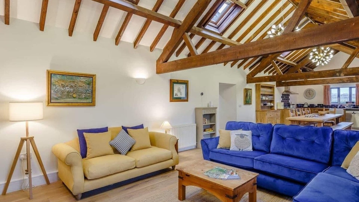 Charlton-on-Otmoor Cottage | Luxury 4* Gold 2 Bed Self-Catering Cottage in Noke - 4 Miles to Oxford Centre