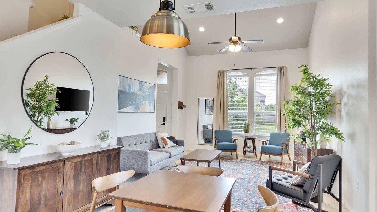 Buda House | Luxury 4BR/2.5BA Home | EV Charger | Pool Access