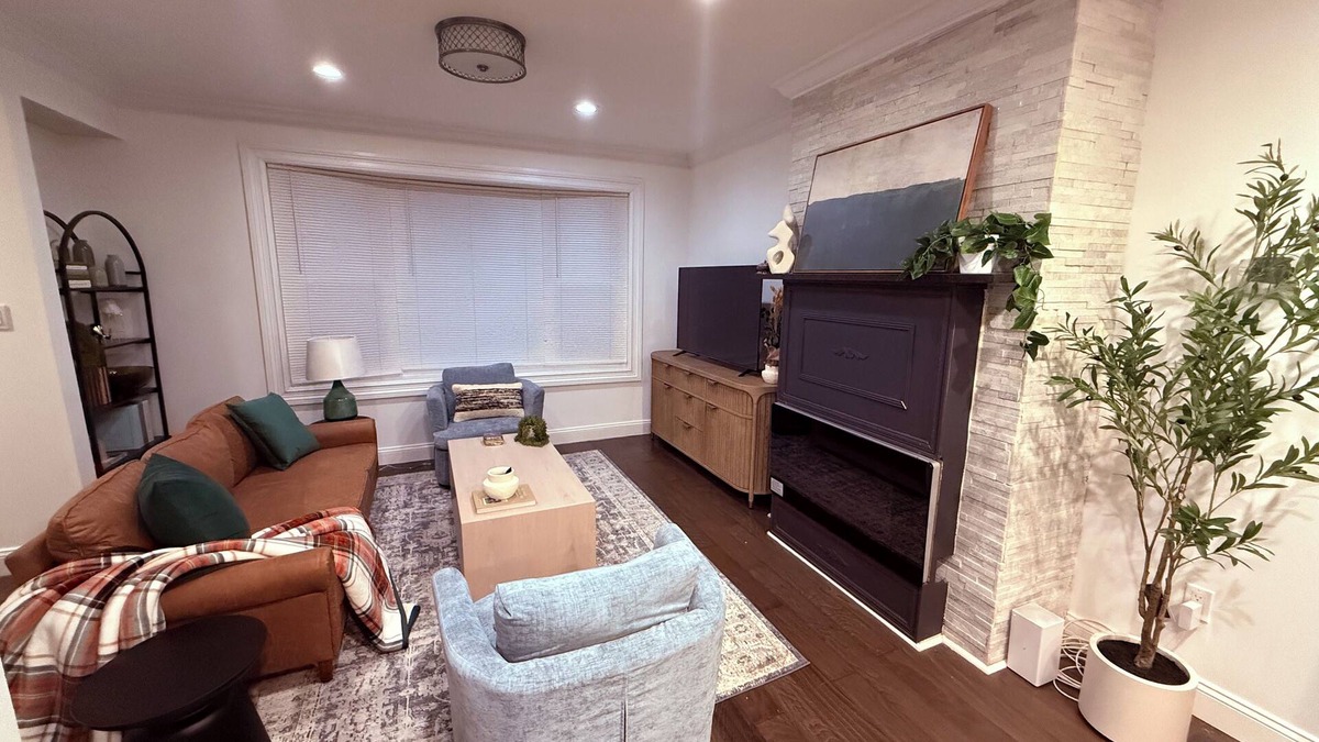 Nutley House | Luxury 4BR Home Retreat near NYC