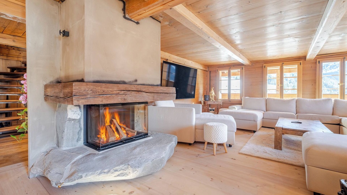 Saanen Ski Chalet | Luxury 5 Bedroom Panoramic Chalet - Near Gstaad