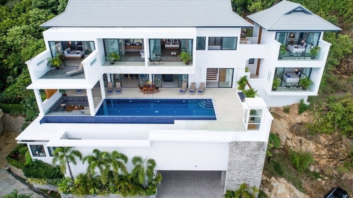 Moo 5 Villa | Luxury 5 Bedroom Villa w Infinity Pool