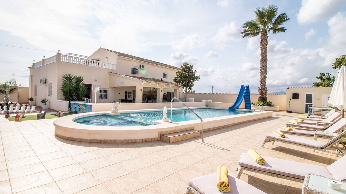 San Fulgencio Villa | Luxury 5* Luxury Holiday Villa & Private Pool, between San Fulgencio & Dolores.