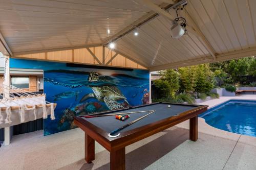 Kinross Villa | Luxury 5br villa with pool