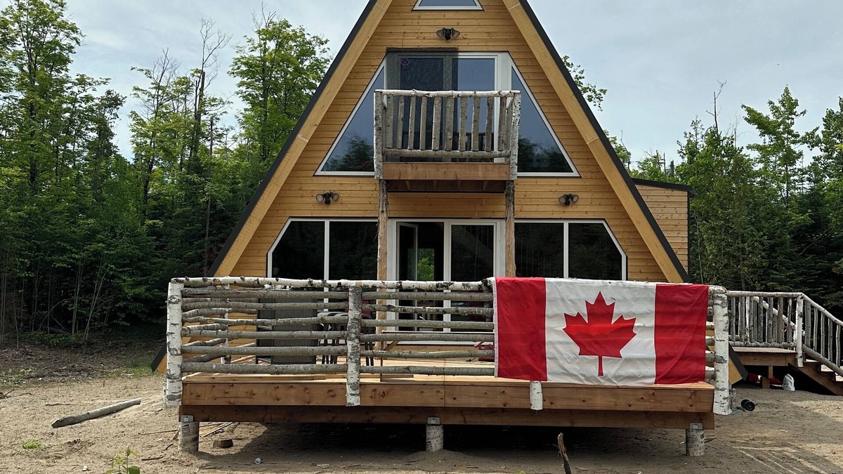 Greater Madawaska House | Luxury A frame retreat, relax and get cozy at Woodz Up. Pet friendly!