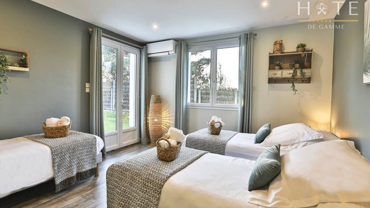 LʼIle-dʼOlonne House | Luxury accommodation with jacuzzi, classified 4*