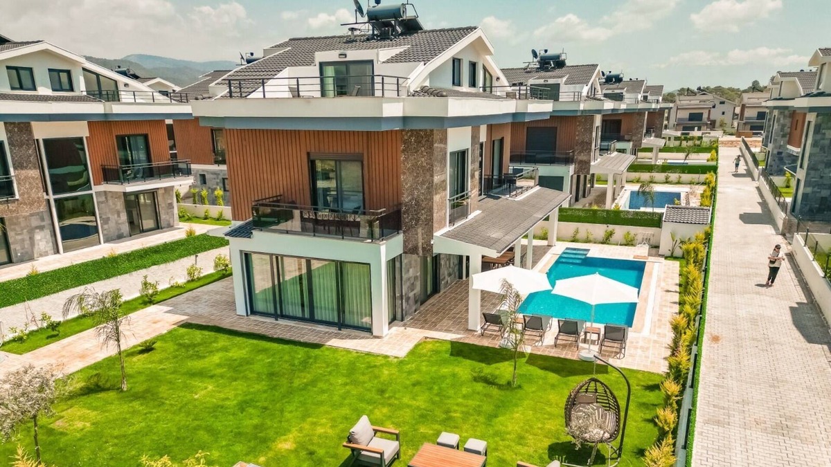 Ciftlik Villa | Luxury advantageous villa within walking distance to the beach