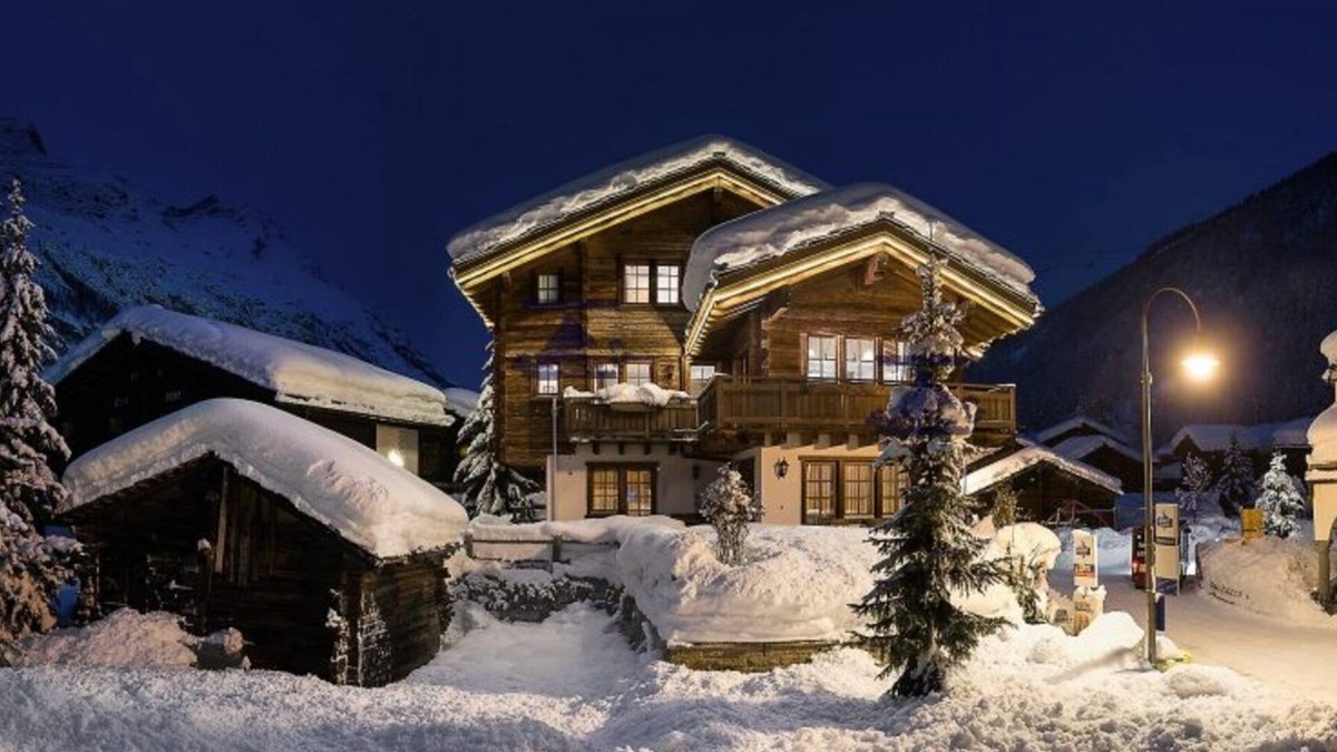 Zermatt House | Luxury Alpine Escape, Matterhorn Chalet 1012