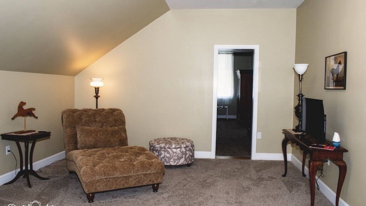 Maysville Apartment | Luxury and Character in Maysville, Kentucky