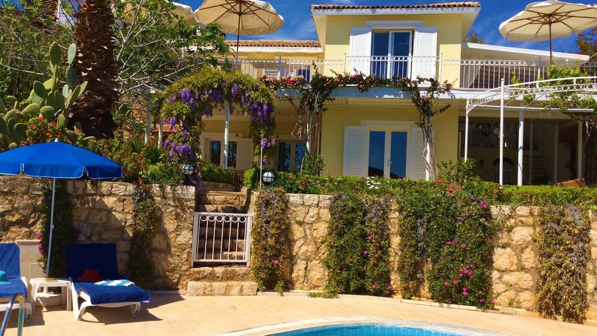 Kas Villa | Luxury and comfort, peace and quiet. Pool, stunning seaview, garden and privacy.