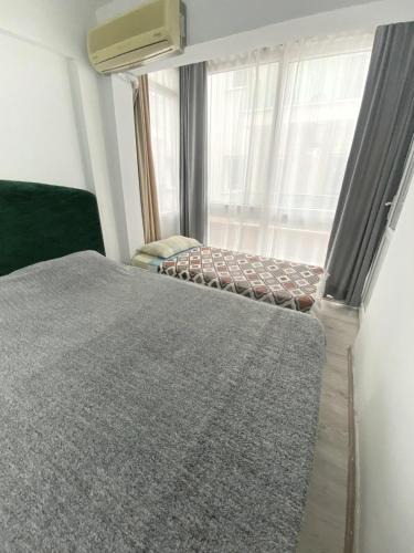 Alsancak Apartment | Luxury and Comfort in Central Alsancak Perfect for Groups or Families