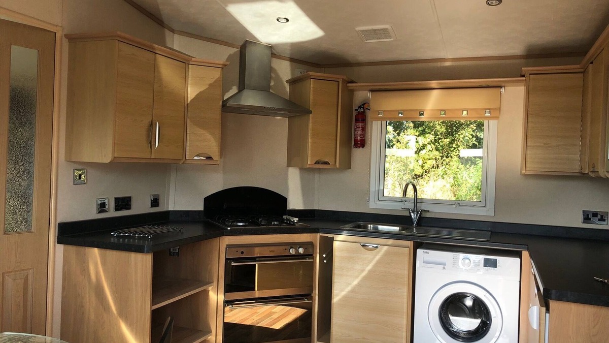 Burgh le Marsh House | LUXURY AND NEW CARAVAN FOR HIRE ON SOUTHVIEW, SKEGNESS