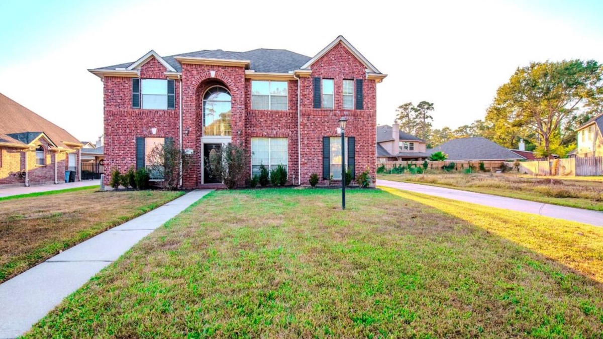 Spring House | Luxury and Stylish home!
