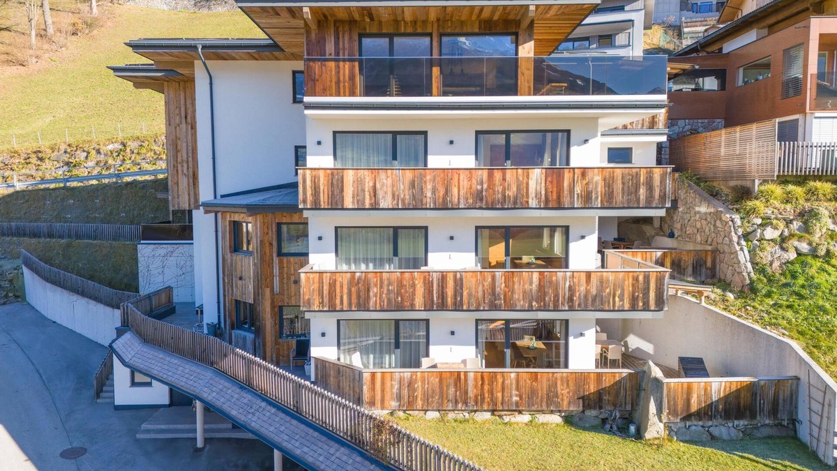 Helfenstein Apartment | Luxury apartment for sports enthusiast