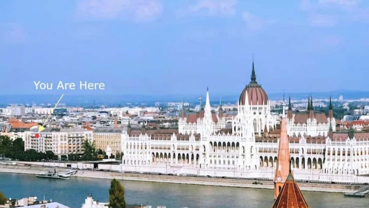Lipotvaros Apartment | Luxury Apartment, 180 degree Danube view, top floor, next to the Parlament.