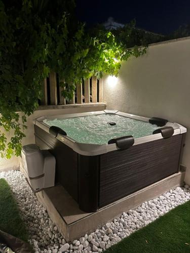 Passo Oscuro Apartment | Luxury Apartment Collection Sea Suite Jacuzzi
