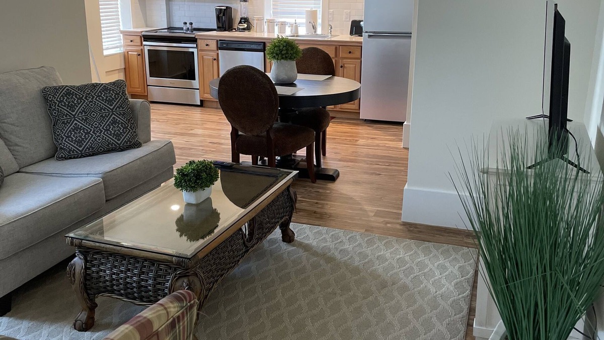 Brownstown Apartment | Luxury Apartment in Brownstown