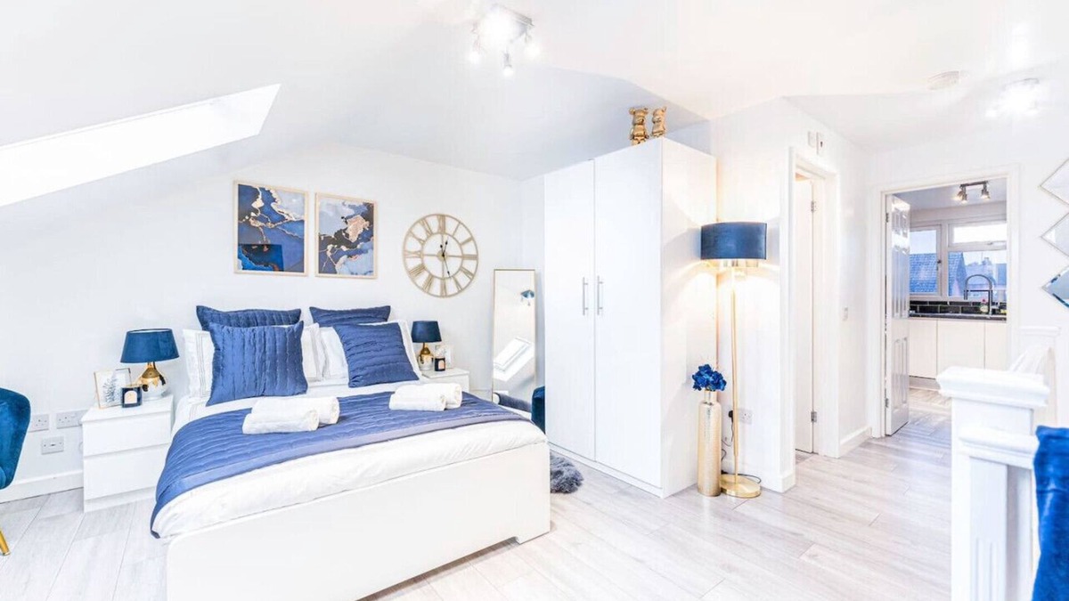 Coventry Apartment | Luxury Apartment in Central with Free Parking