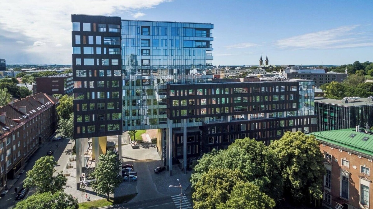 Old Town Apartment | Luxury Apartment in Prime Area