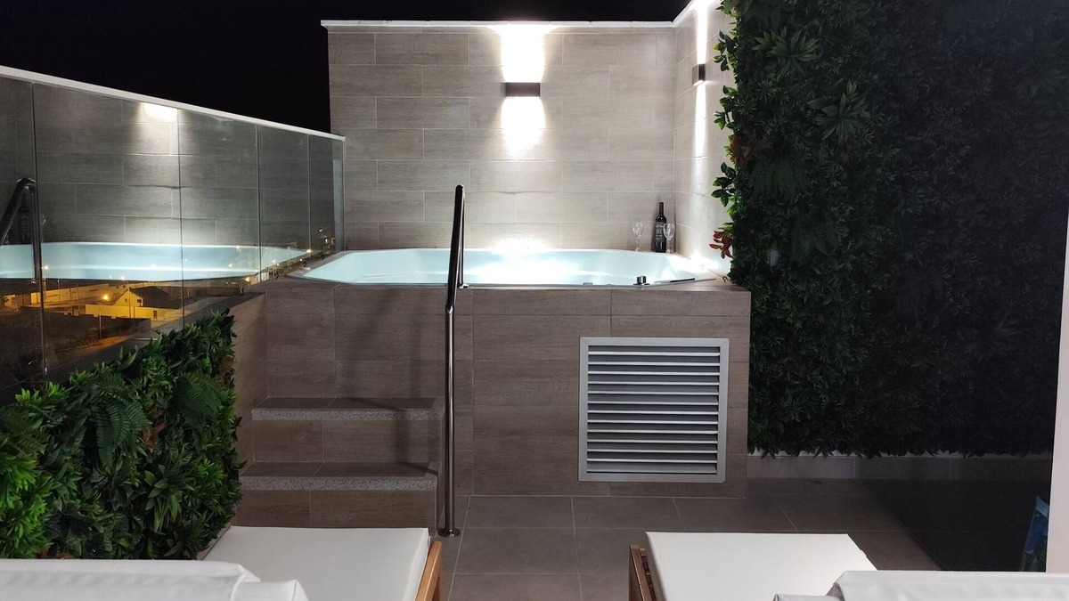 San Bartolo Apartment | Luxury apartment on San Bartolo with jacuzzi and Sea view