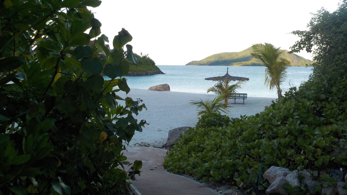 Eden Island Apartment | Luxury apartment set on a private island – Eden Island – with wireless Internet