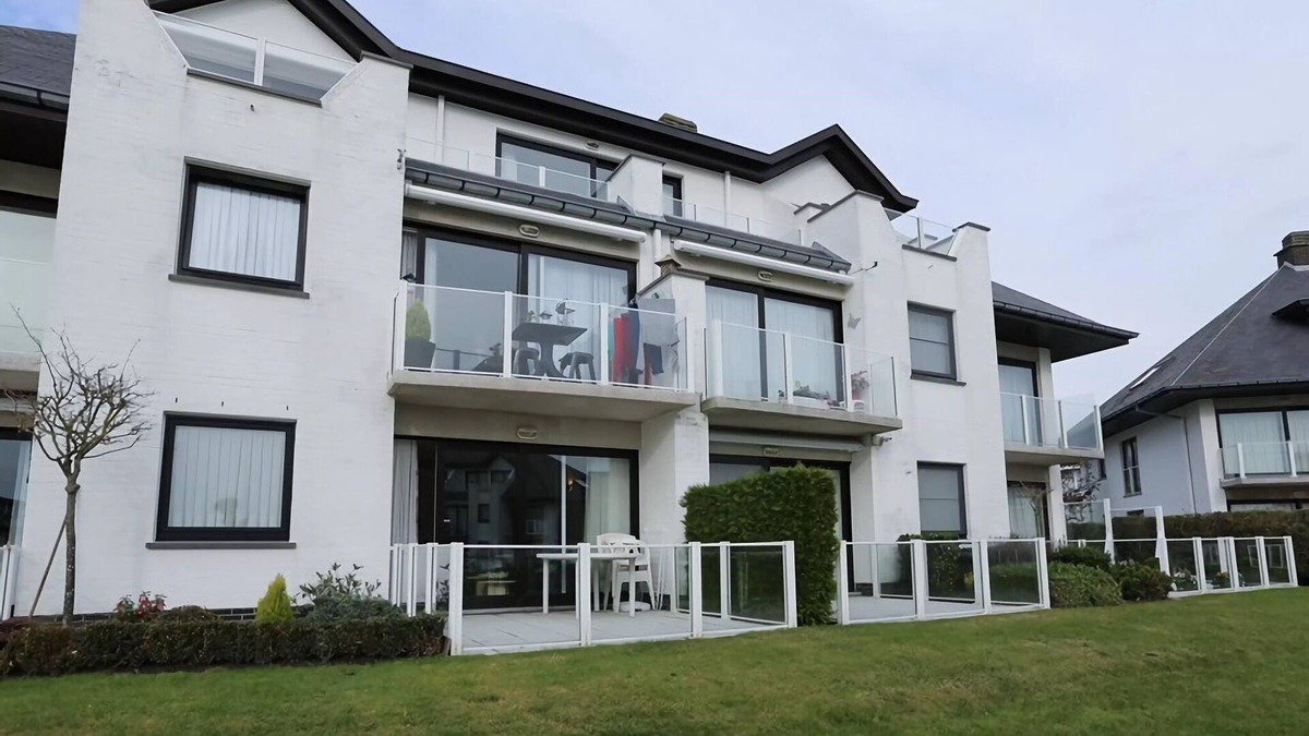 Middelkerke Apartment | Luxury Apartment with Terrace