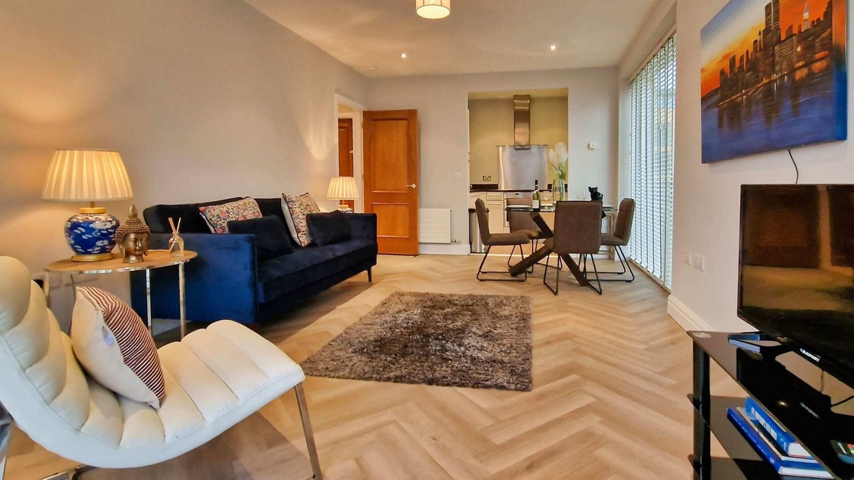 Rathmines Apartment | Luxury apartment, walking distance to city centre.