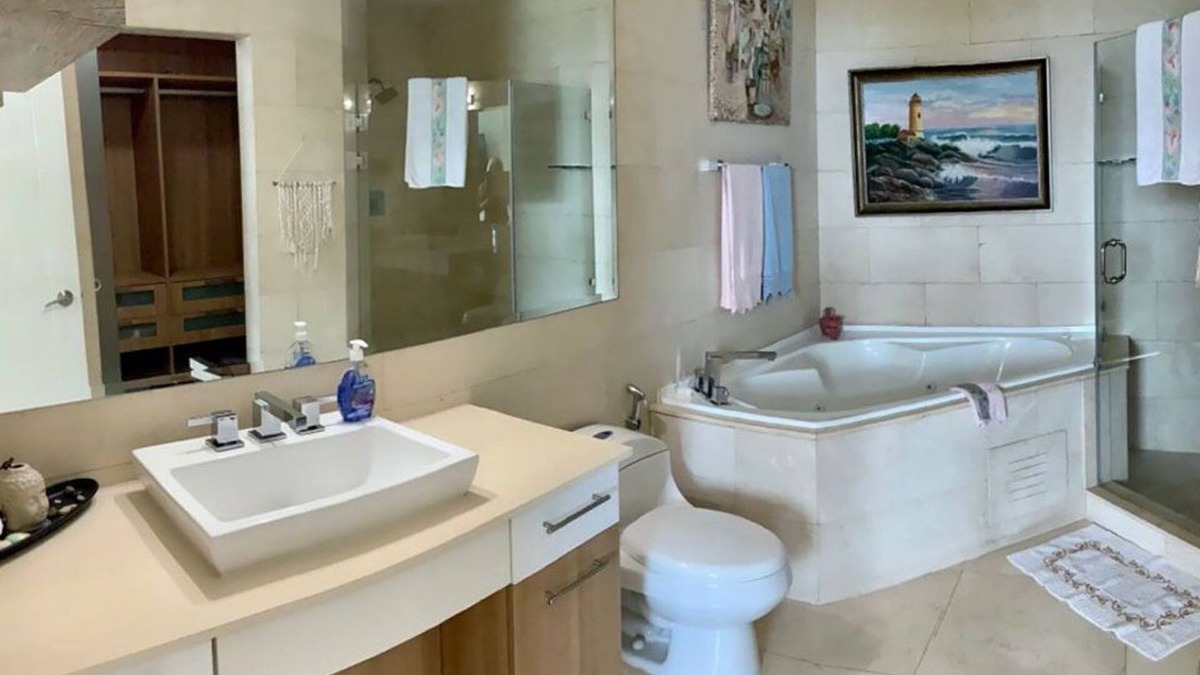 Playa Bonita Village Apartment | Luxury apartment with private beach and sea view
