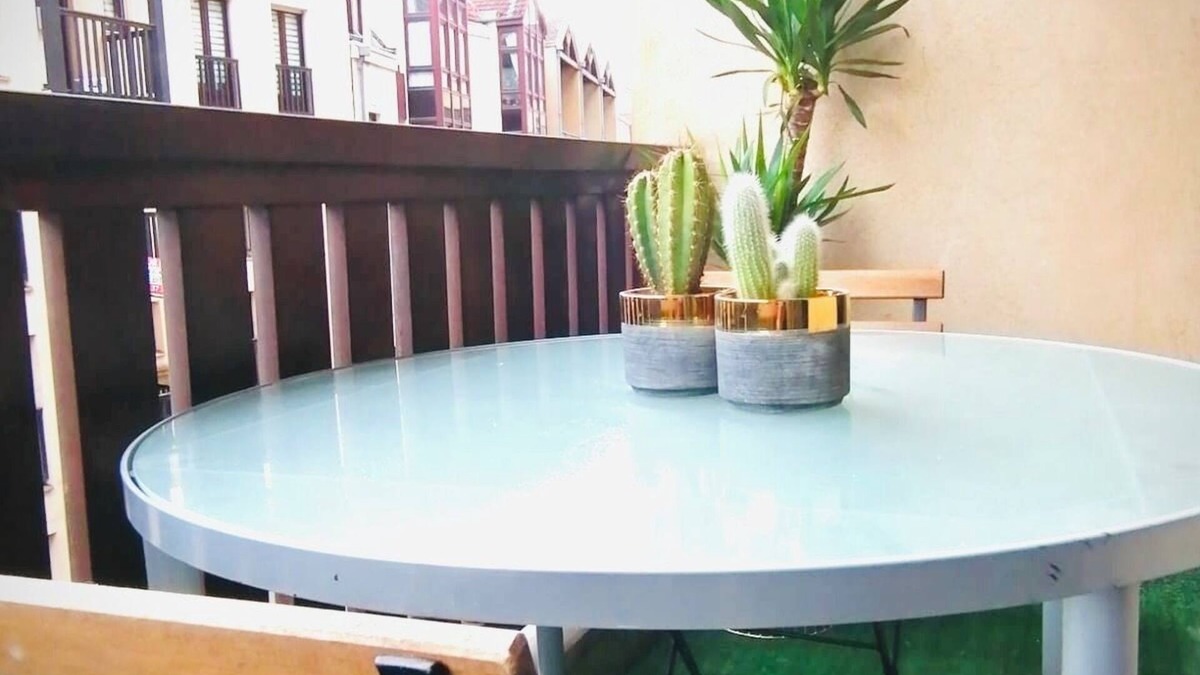 Metz-Centre – Ancienne Ville Apartment | Luxury apartment with whirlpool bath and terrace in the city center