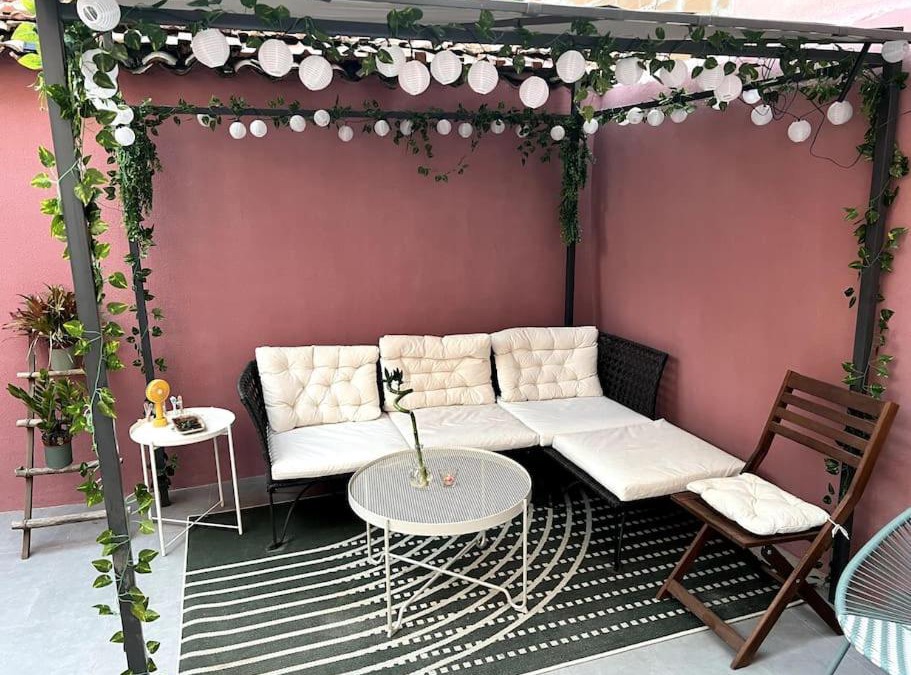 Belem Apartment | Luxury Artistic Digital Nomad Getaway w/Terrace