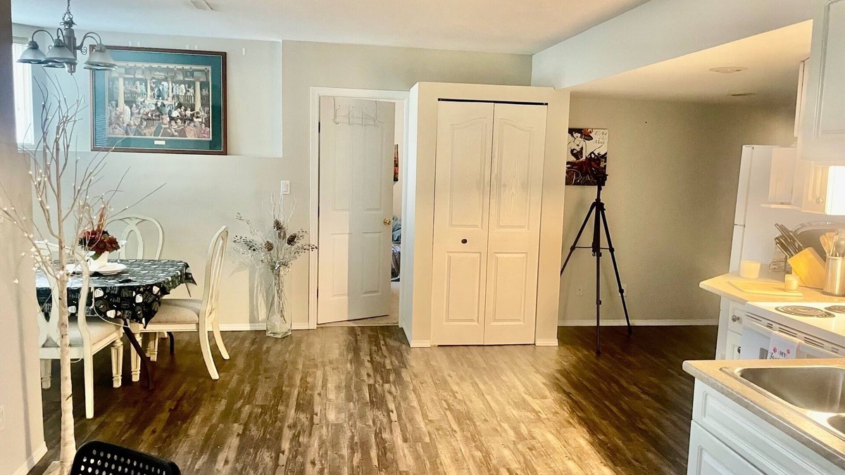 Walnut Grove House | Luxury at Lauries Lower level suite in Beautiful home
