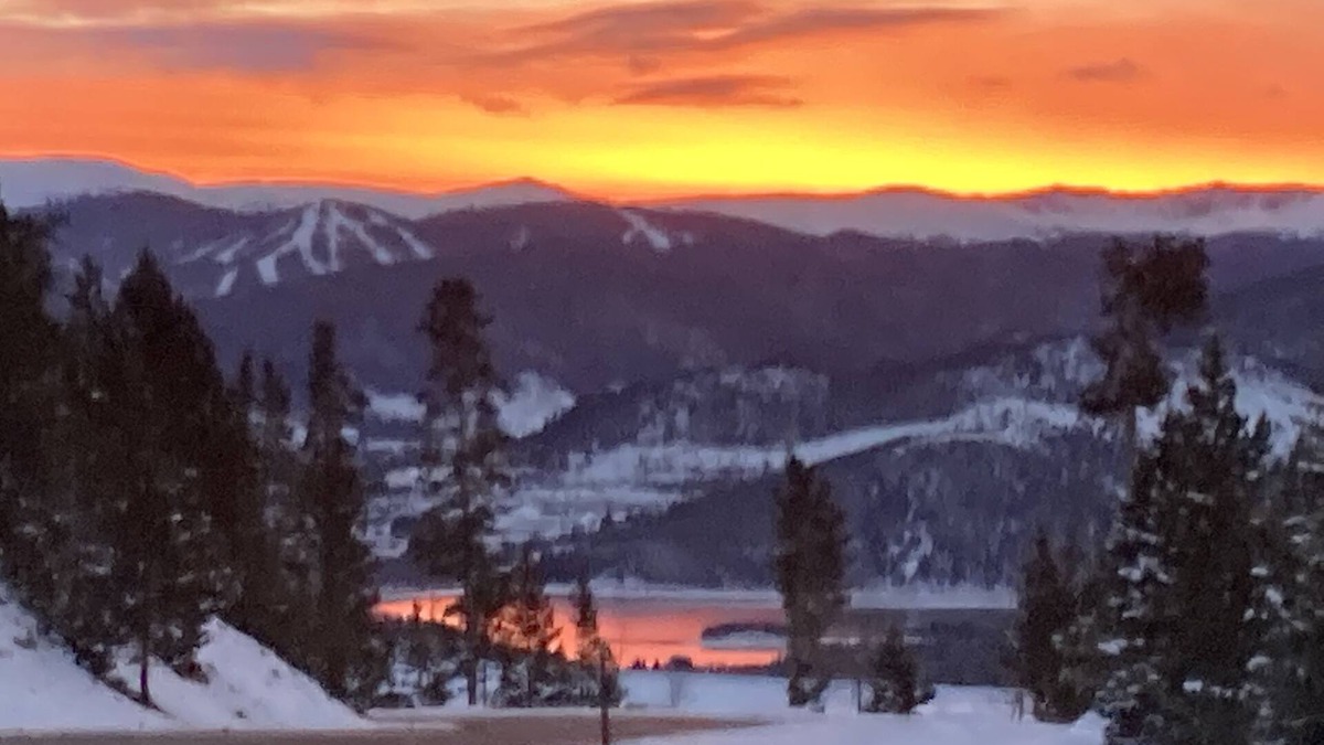 Wildernest Condo | Luxury Basecamp for your Adventures!