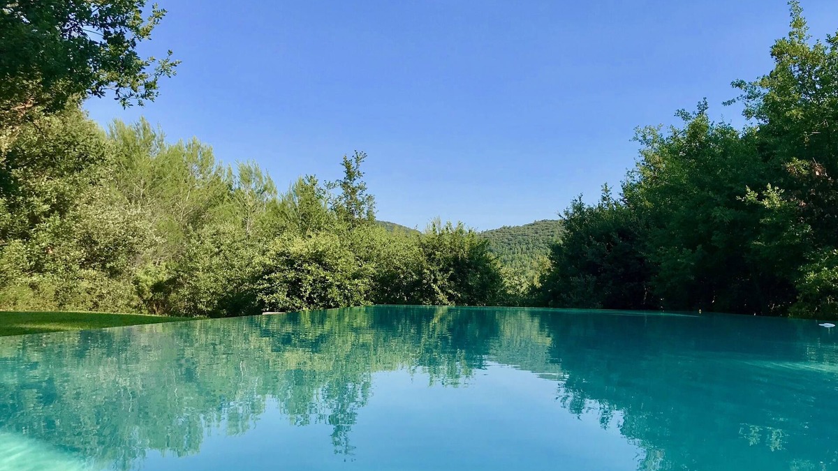 Rognes Villa | Luxury Bastide in Authentic Provence