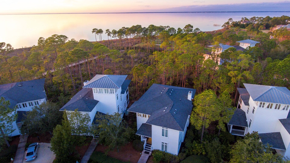 Miramar Beach House | Luxury Bayfront cottage. 5 minutes to the beach!