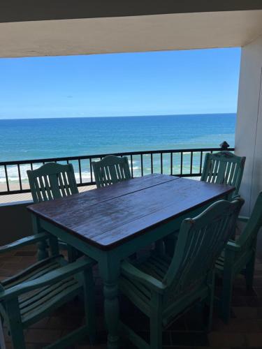 Westbrook Apartment | Luxury beach 2 bedroom apartment-46 Blue Largo