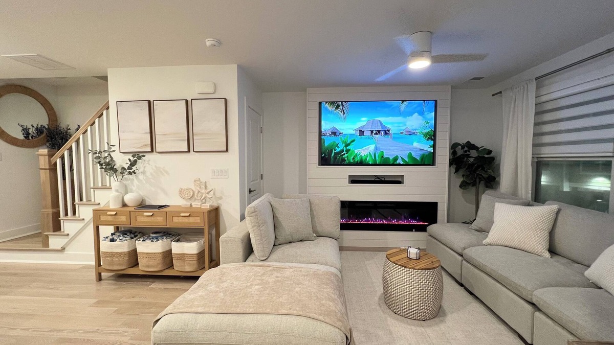 Mantoloking House | Luxury Beach House with Private Beach in fabulous Mantoloking, NJ.