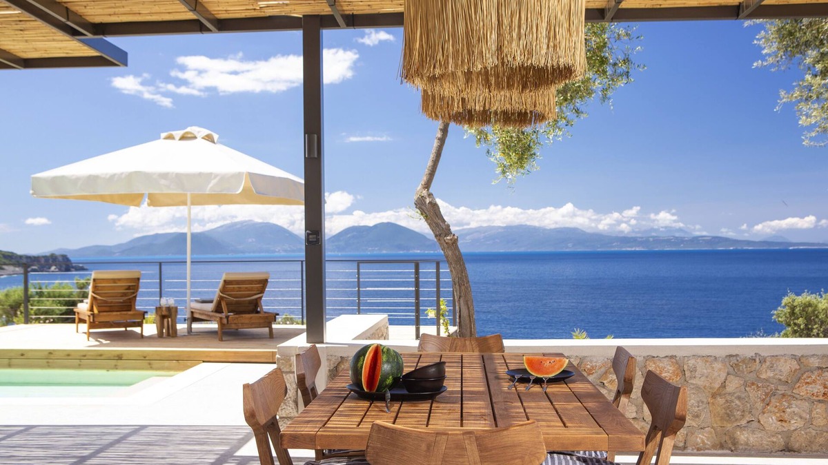 Evgiros Villa | LUXURY BEACH VILLA private pool sea views 50M FROM THE AMMOUSSA BEACH