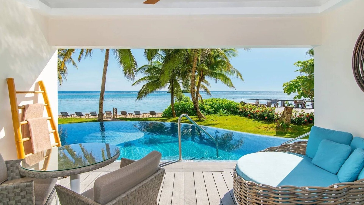 Montego Bay Resort | Luxury Beachfront All Inclusive Resort Jamaica Swim Out Ocean View With Tub