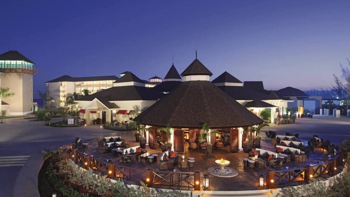 Montego Bay Resort | Luxury Beachfront All Inclusive Resort St. James