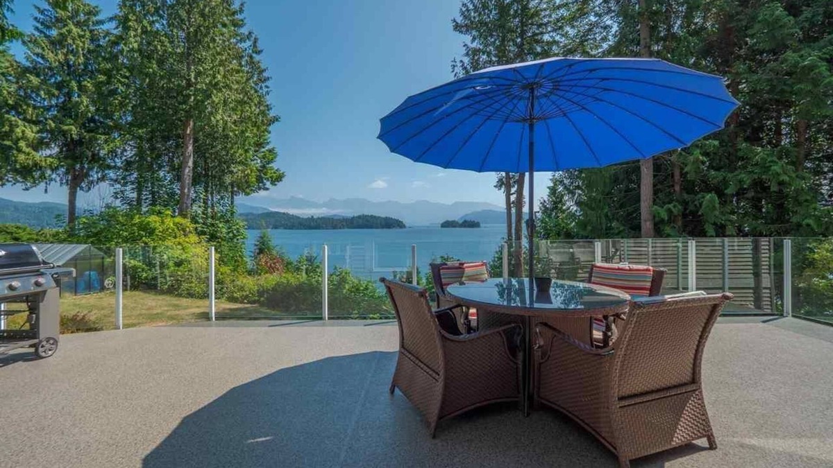 Langdale House | Luxury Beachfront Estate in Gibsons