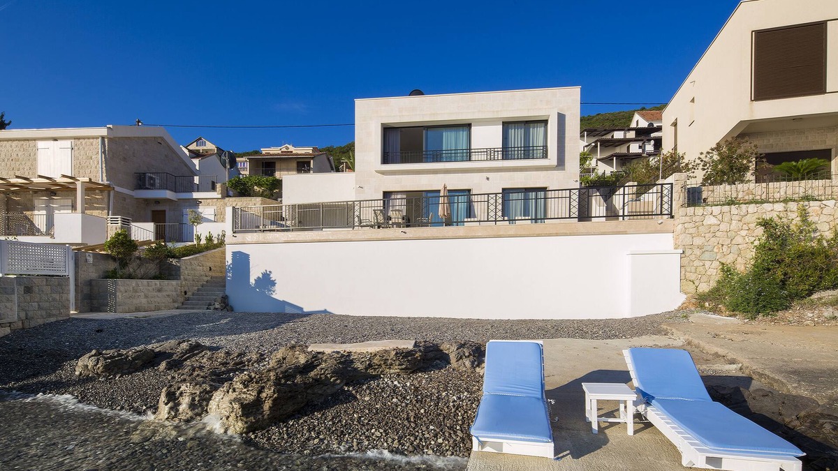 Krasici Villa | Luxury Beachfront House