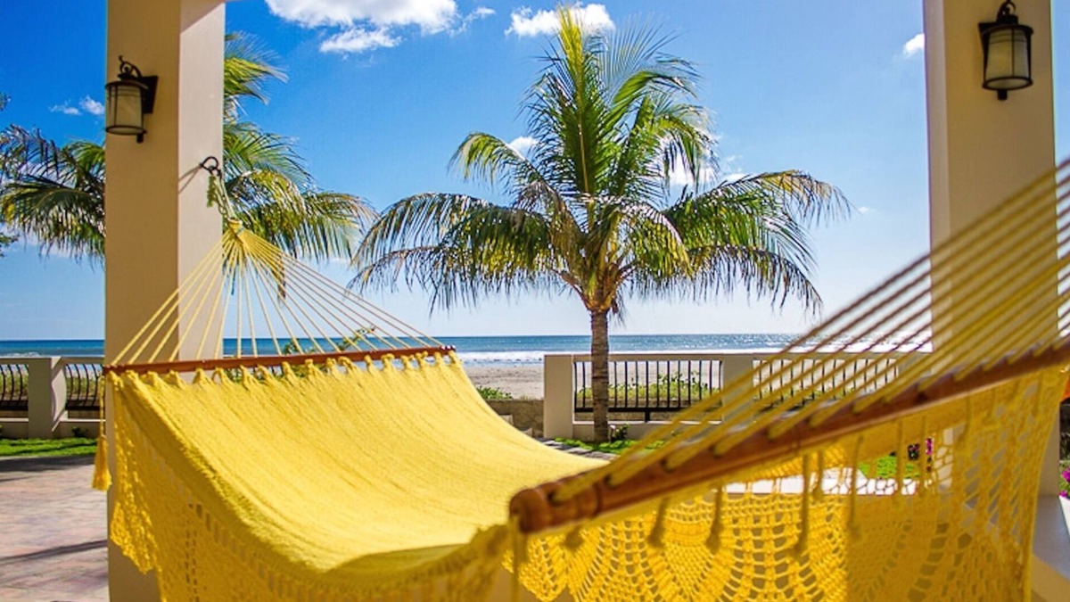 Popoyo House | LUXURY BEACHFRONT - Ola Popoyo - 5 BR/4Bath By far the best house in Popoyo