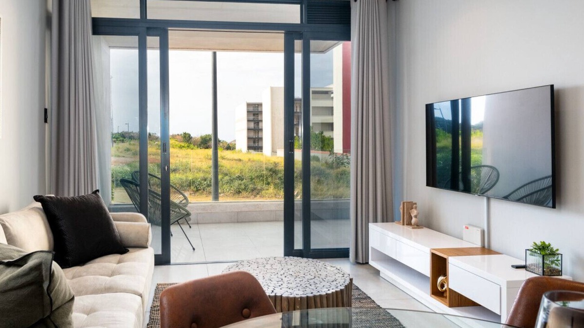Umhlanga Ridge Apartment | Luxury Bellagio 004 Two Bed with Inverter