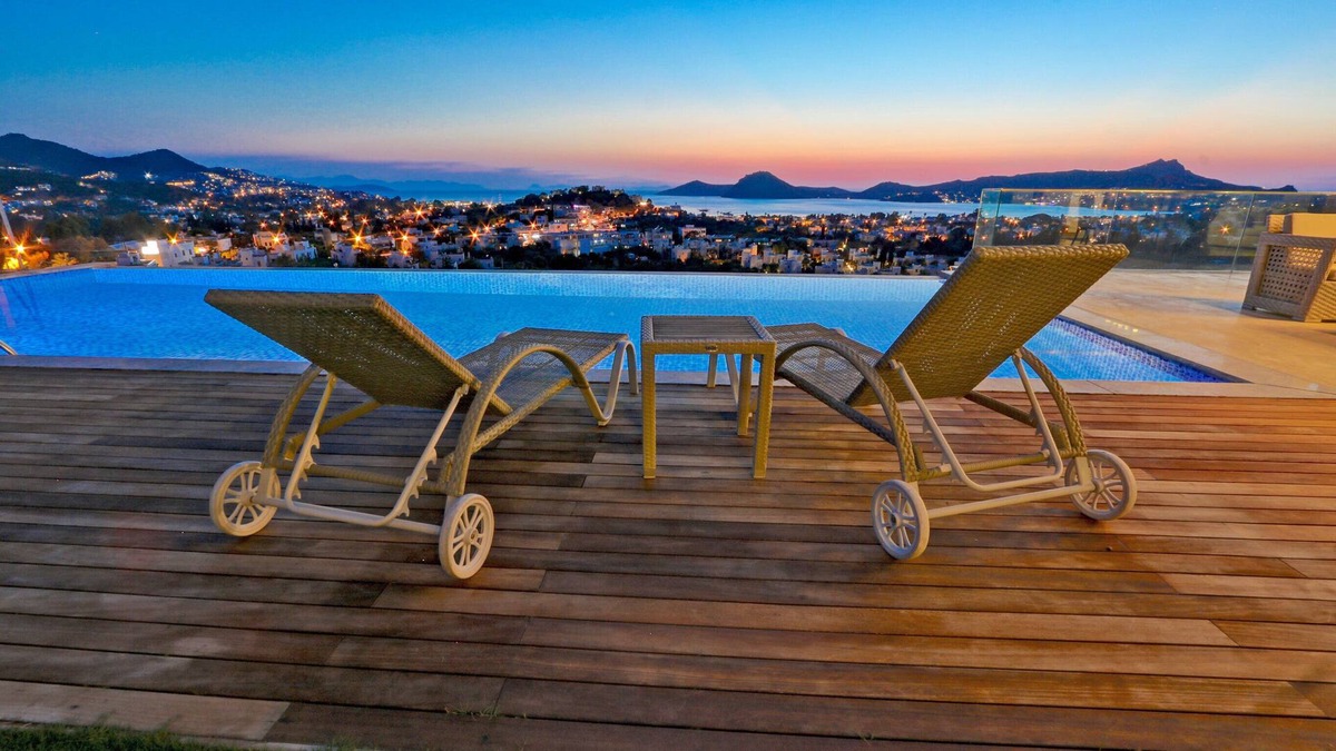 Yalikavak Villa | Luxury Bodrum Villa with Private Pool & Garden