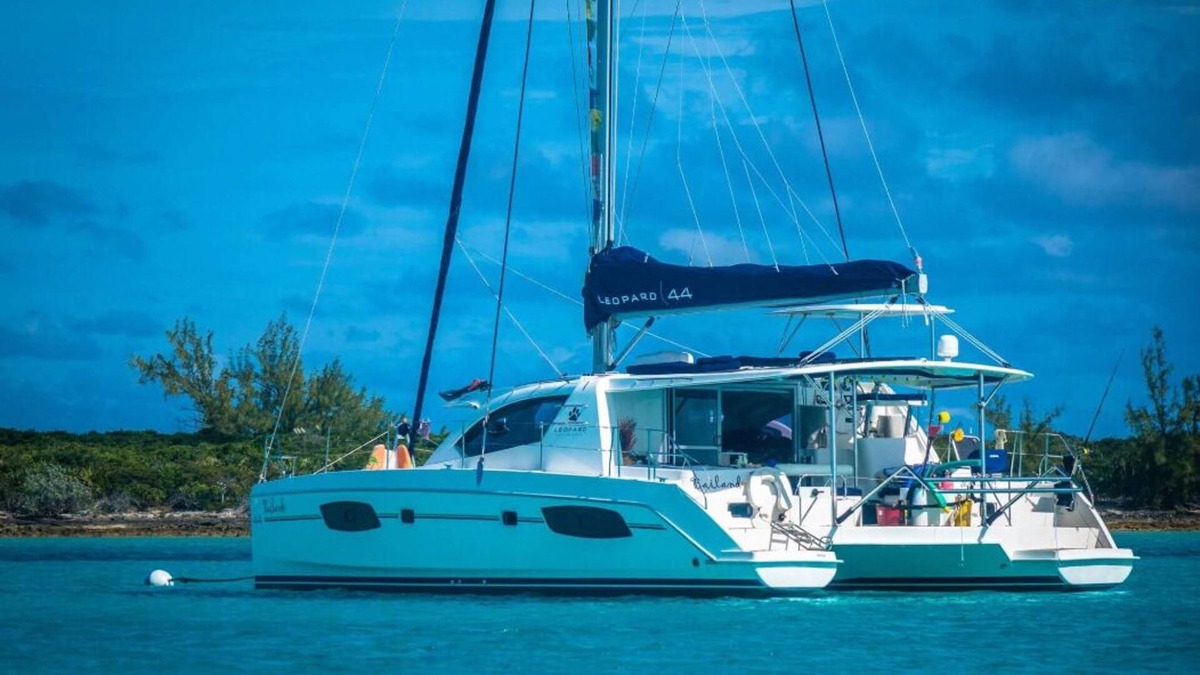 Rokers Point Boat Rental | Luxury Catamaran, Exuma, Emerald Bay Marina/Sandals resort, + opt sailing trips!