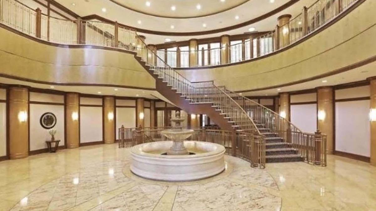 St. Andrews Condo | luxury but budget-friendly condo