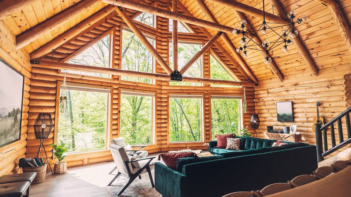 Butler Cabin | Luxury cabin, hot tub, pool, fire pit, sleeps 20