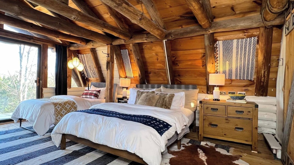 Prattsville Cabin | Luxury Cabin Retreat I 8 min to Windham I WiFi I Private I Firepit I BBQn