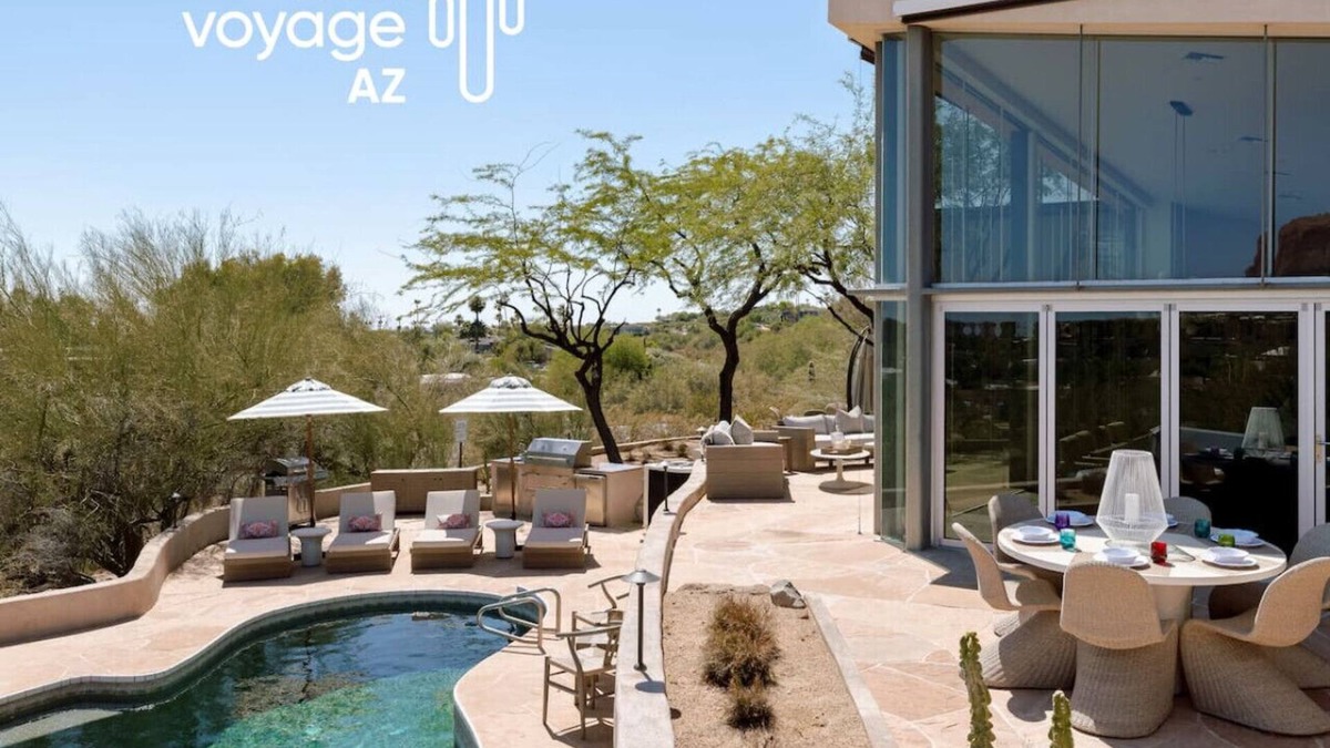 Camelback Foothills House | Luxury Camelback Mountain View Heated Pool&Hot Tub