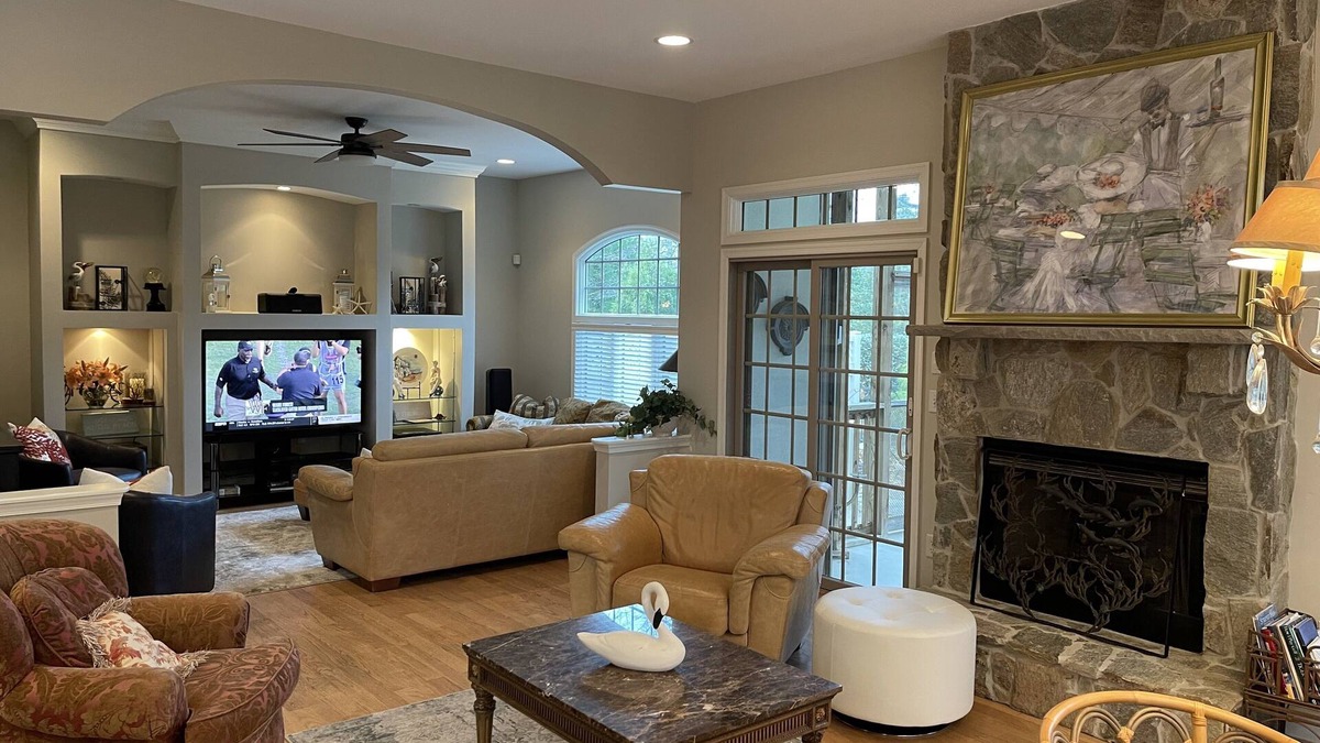 Canal Corkran House | Luxury Carriage House 4bd walking distance to downtown Rehoboth in Canal Corkran