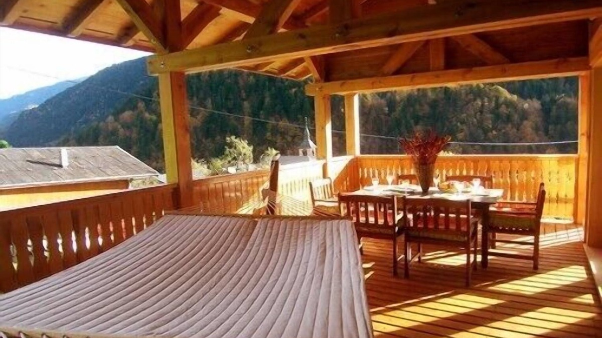 Villard-sur-Doron Ski Chalet | Luxury chalet in the Savoie, typical of the Beaufortain area -classified 4